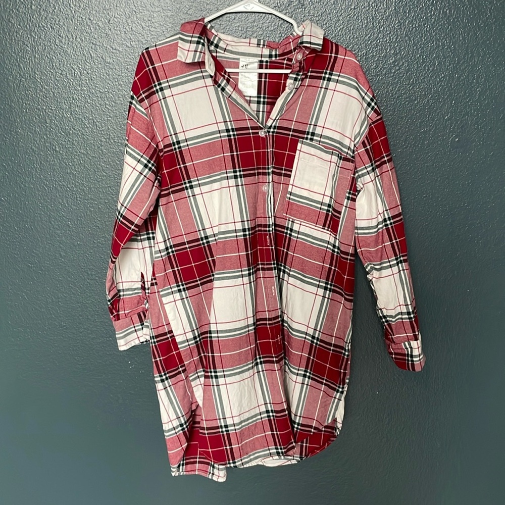 $5💕 H&M Plaid Oversized Night Shirt